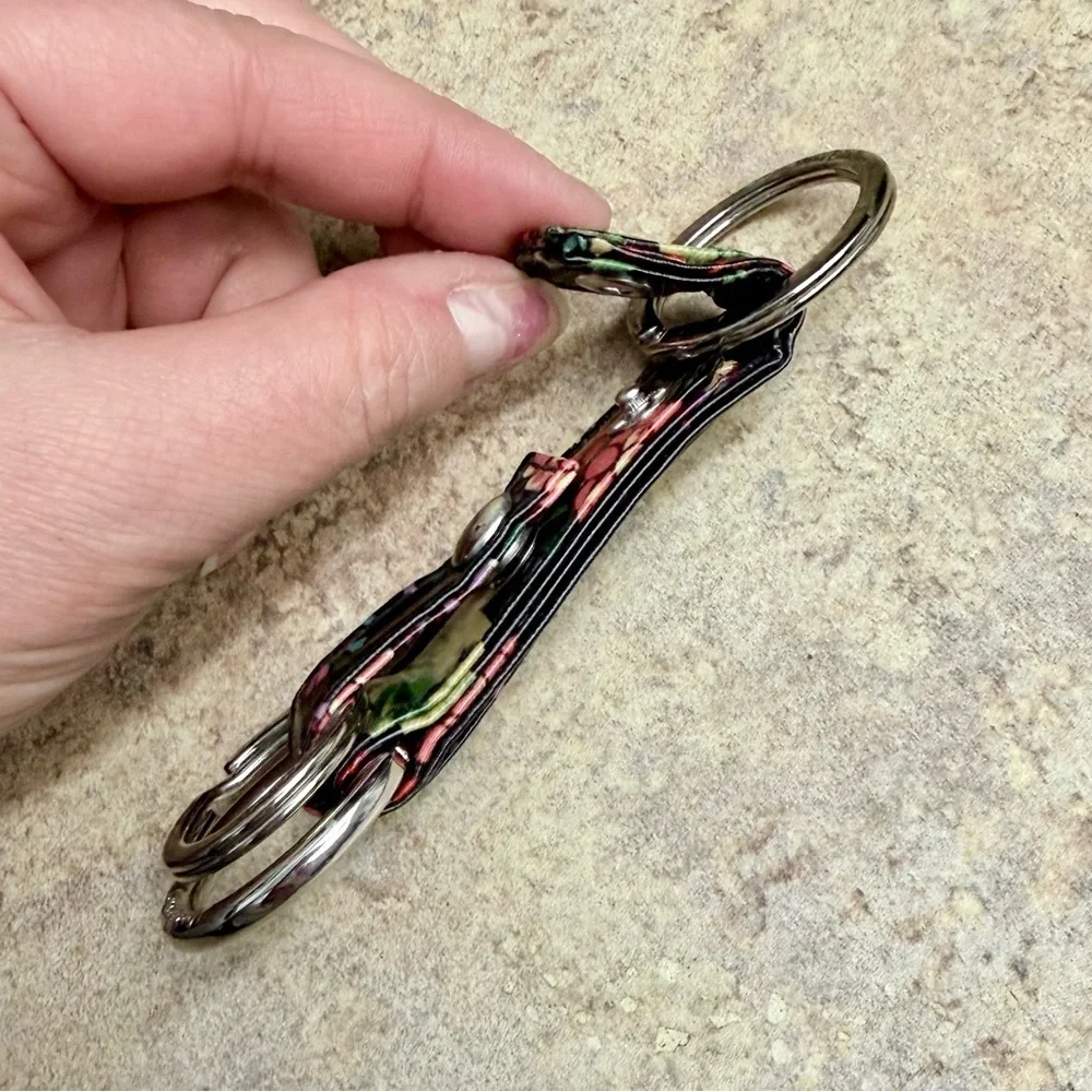 Vera Bradley 3 ring floral keychain